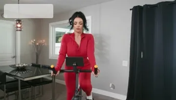 Brazzers: Payton's Exercise Habit Goes Wild