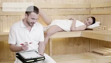 Relaxxxed: Brazilian Francys Belle ass fingering