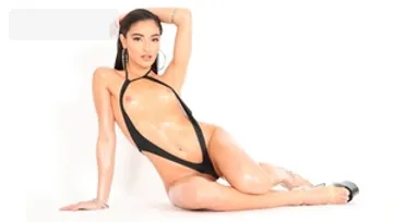 Emily Willis dick sucking porn