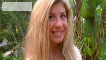 18 yr old Stephanie pussy eating