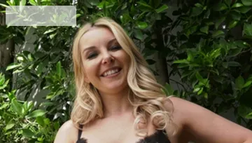 Natalia Gets Creampie From Mom’s Boyfriend