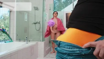 Brazzers: Zac Wild Meets Cheating Valentina