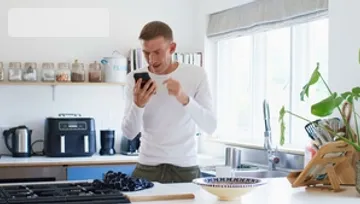 Brazzers: Chat ZZ: Threesome Tips
