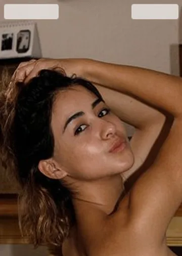 Mia Valentine