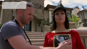 Big tits worship as guard drags him inside the mansion