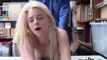 Blonde gets a buzz out of hardcore sex