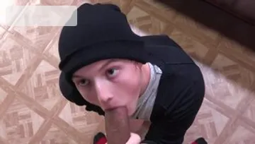 Amateur pounded by black dick stud