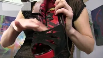 Black meat glazes her tired soles