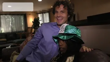 Jack Vegas Fluffs While She Deepthroats Crew
