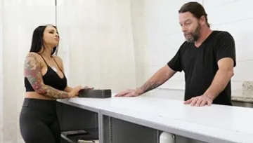 Gloryhole: Adult Store Adventure Takes a Turn