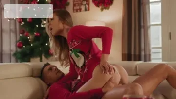Family XXX: Teen Avery Cristy throat fuck on a holiday