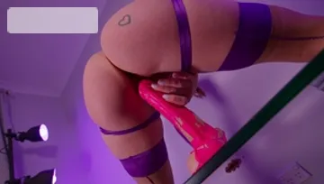 Secret Crush: Wet and Wild: Scarlet's Sphincter Action