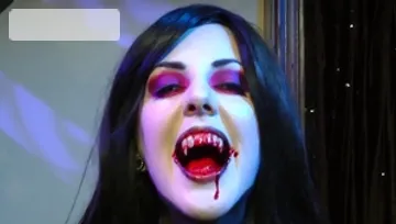 Vampire Anastasia Pierce pussy eating
