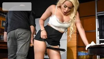 Big Butts Like It Big: Luna Star closeup posing porn