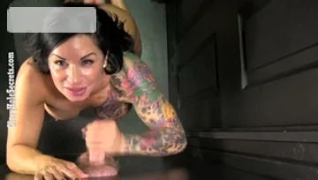 Gloryhole Secrets: Squirter's Kinky Start