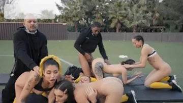 ZZ Series - Orgy with Vanessa Sky as well as Alexis Tae