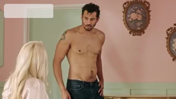 MILFY: Alexis Malone handjob