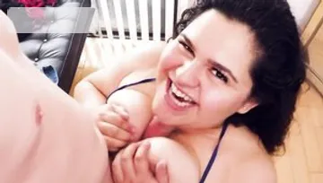Mommy Blows Best: Big ass Karla Lane handjob sex tape