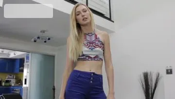 Sis Loves Me: Erotic riding a dick